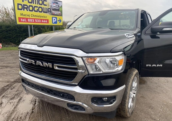 Dodge RAM cena 109900 przebieg: 40458, rok produkcji 2019 z Rzeszów małe 781